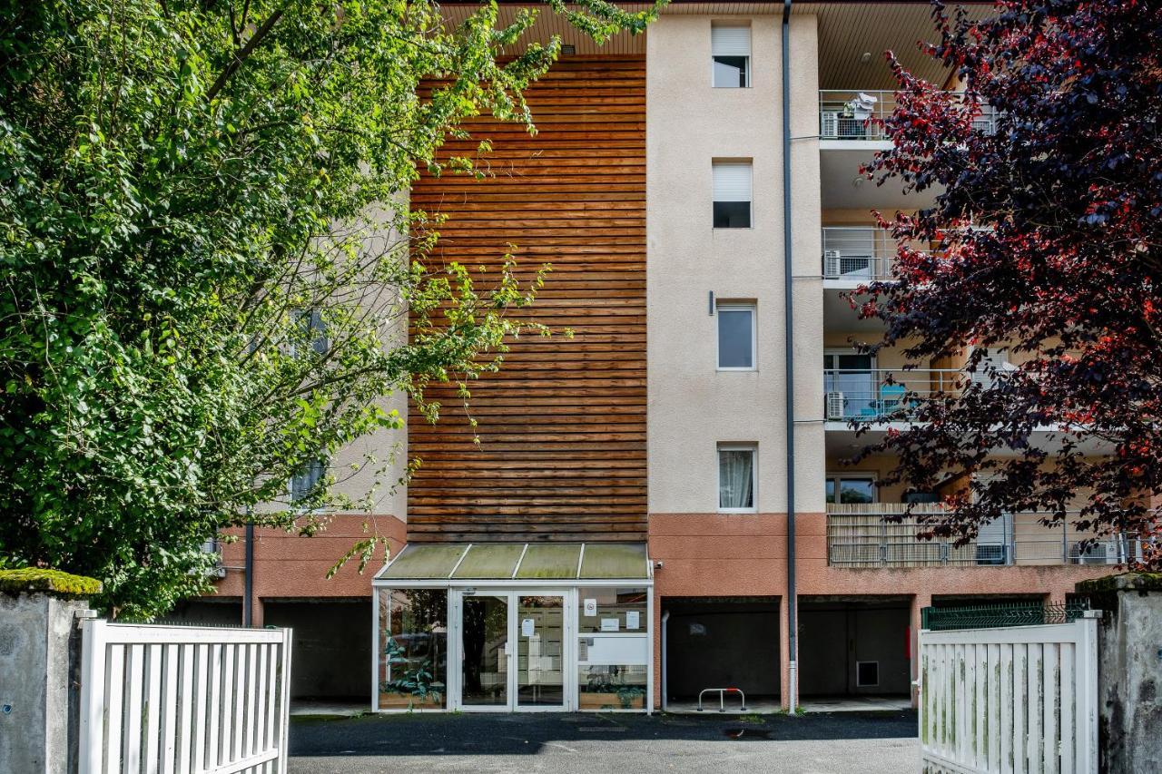 Appart. T 1 Bis, Centre Ville, Entierement Renove Лурд Экстерьер фото